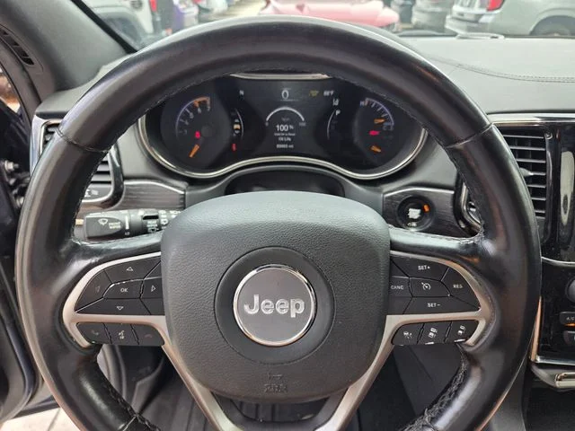 Certified Used 2021 Blue Jeep Overland image 26