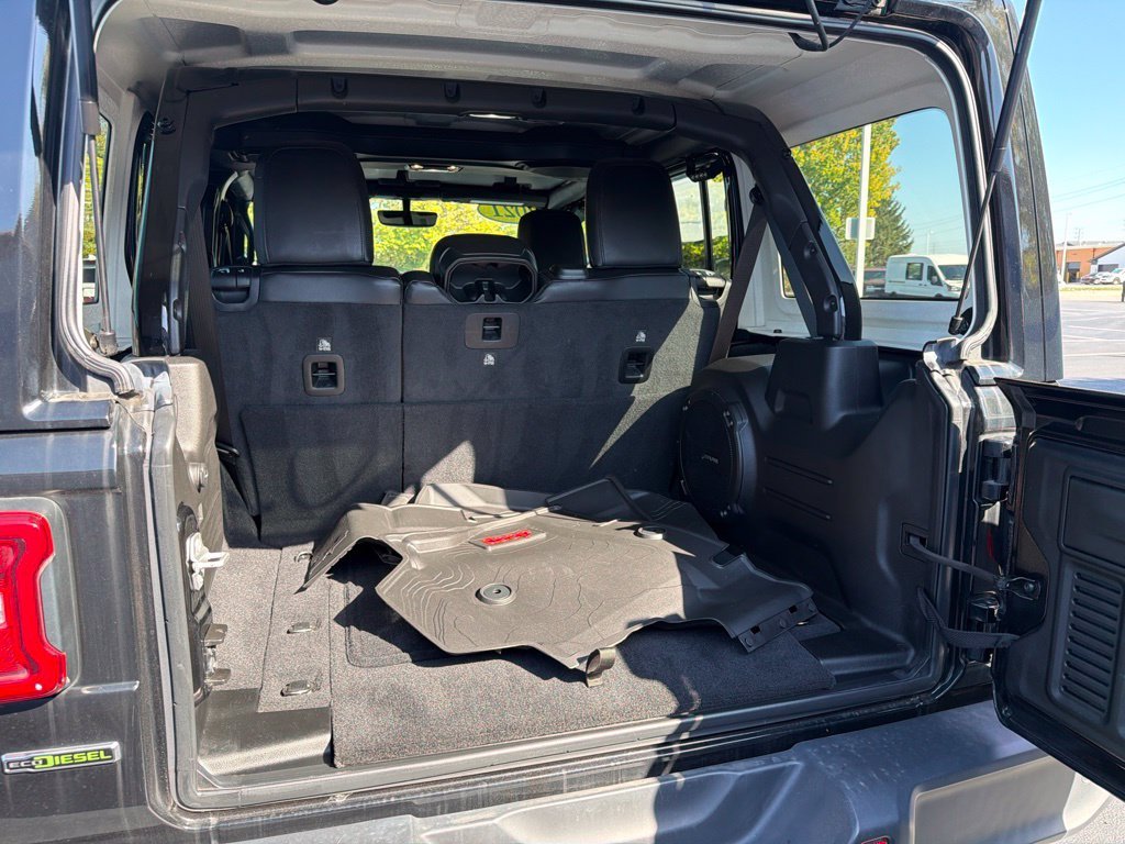 2021 Jeep Wrangler Unlimited Sahara - Photo 20