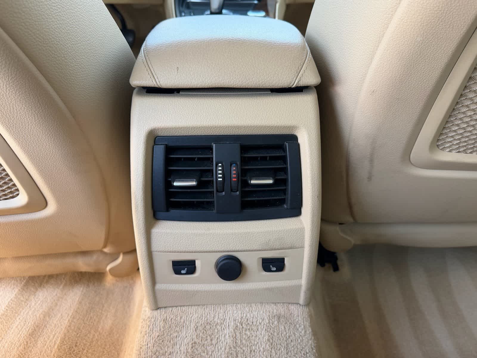 Used 2013 White BMW 335i xDrive image 16