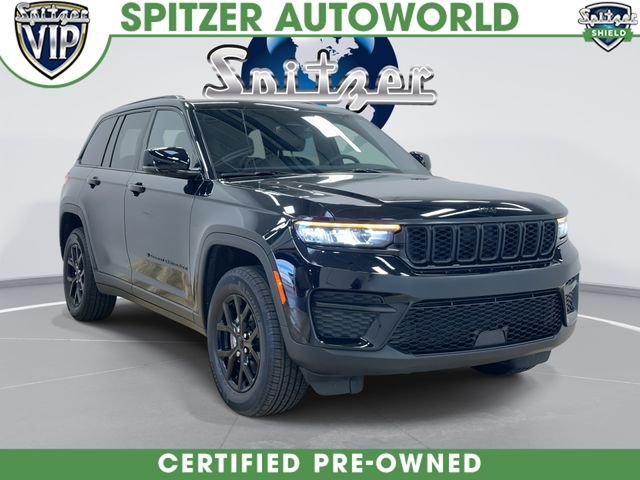 Used 2025 Black Jeep Altitude X image 1
