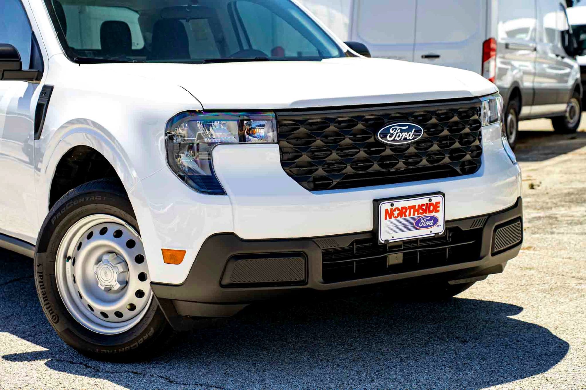 New 2026 Oxford White Ford XL image 3