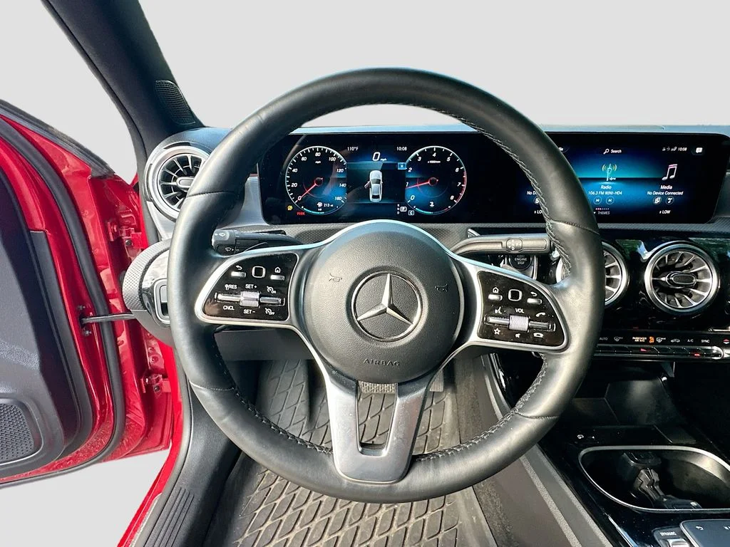 Used 2022 Red Mercedes-Benz A 220 image 10