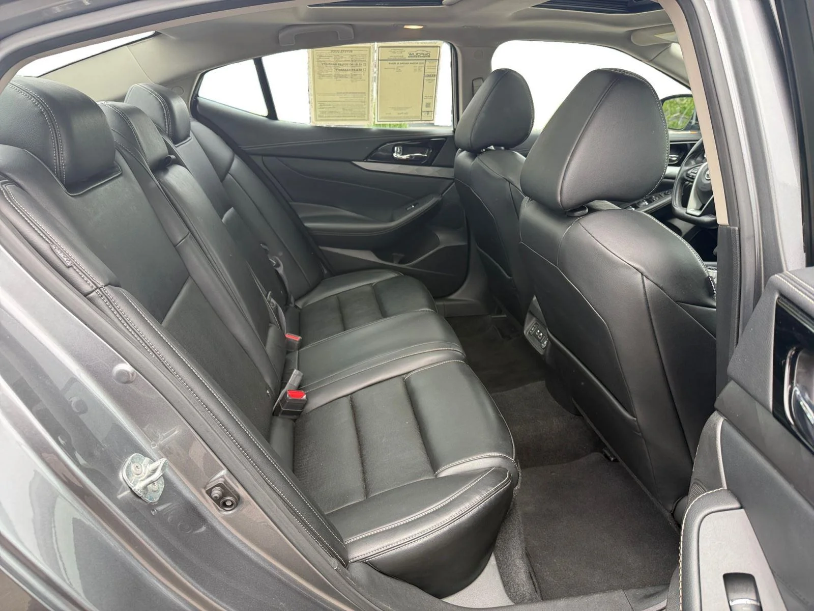 Used 2023 GRAY NISSAN SL SEDAN image 26