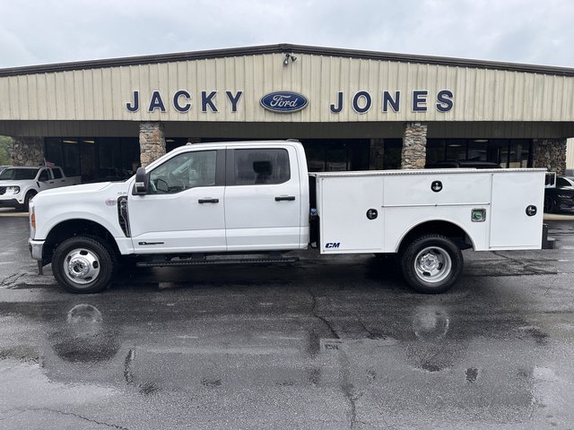 2026 Ford Super Duty F-350 DRW F-350® XL