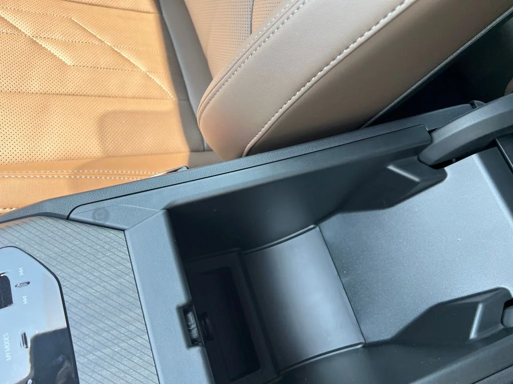 New 2026 Beige BMW 30 xDrive image 21