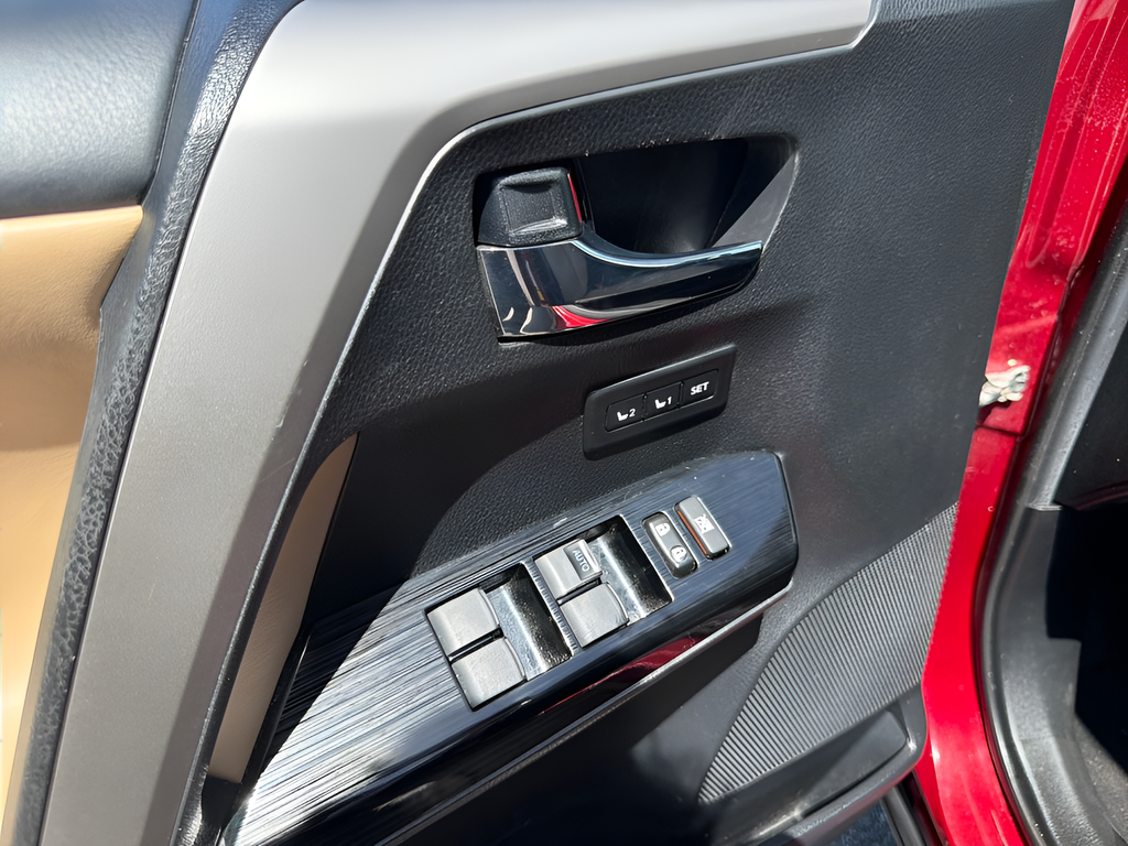 Used 2018 Red Toyota Limited image 13