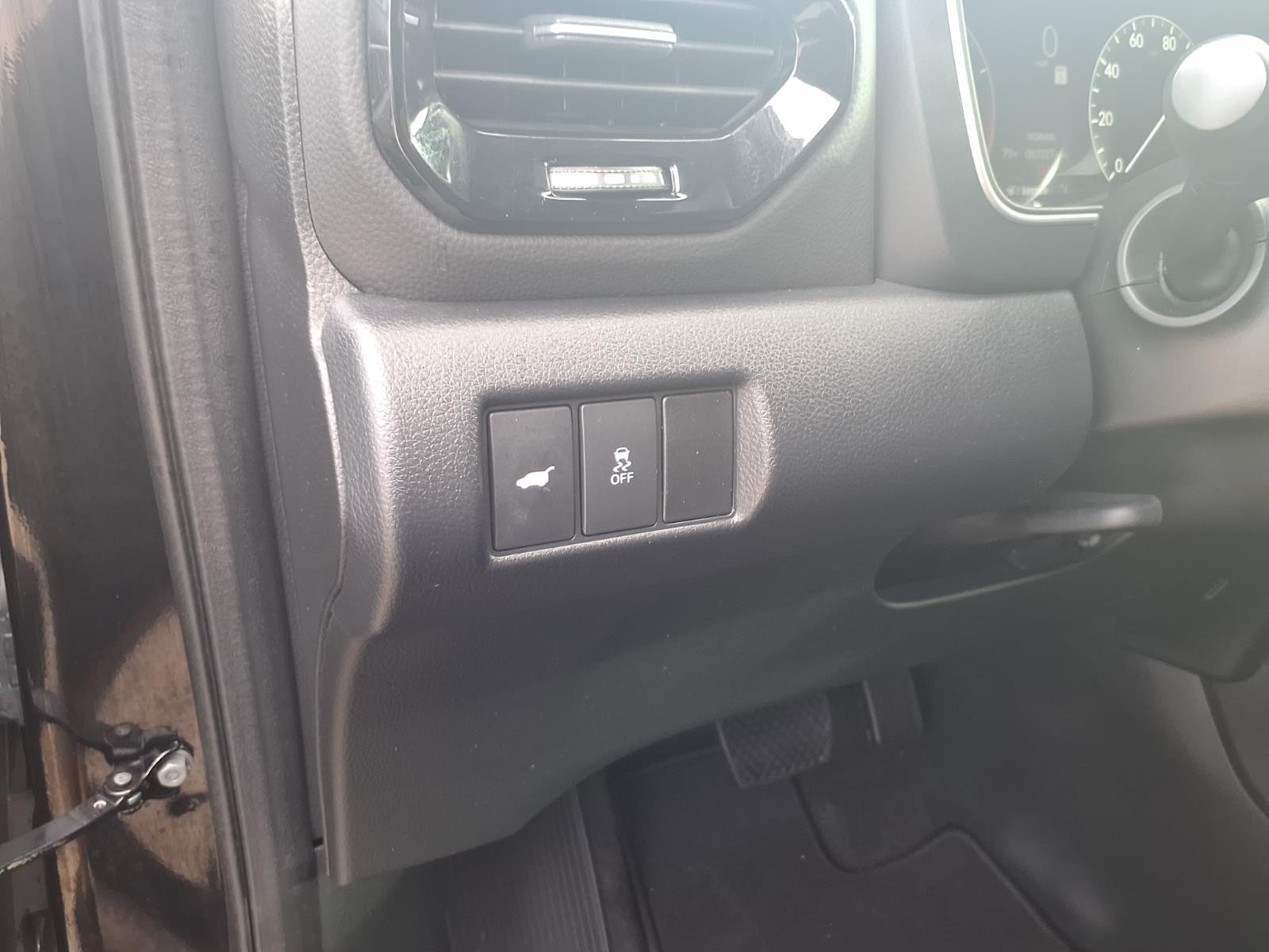 2026 Nissan Rogue photo 20 of 28