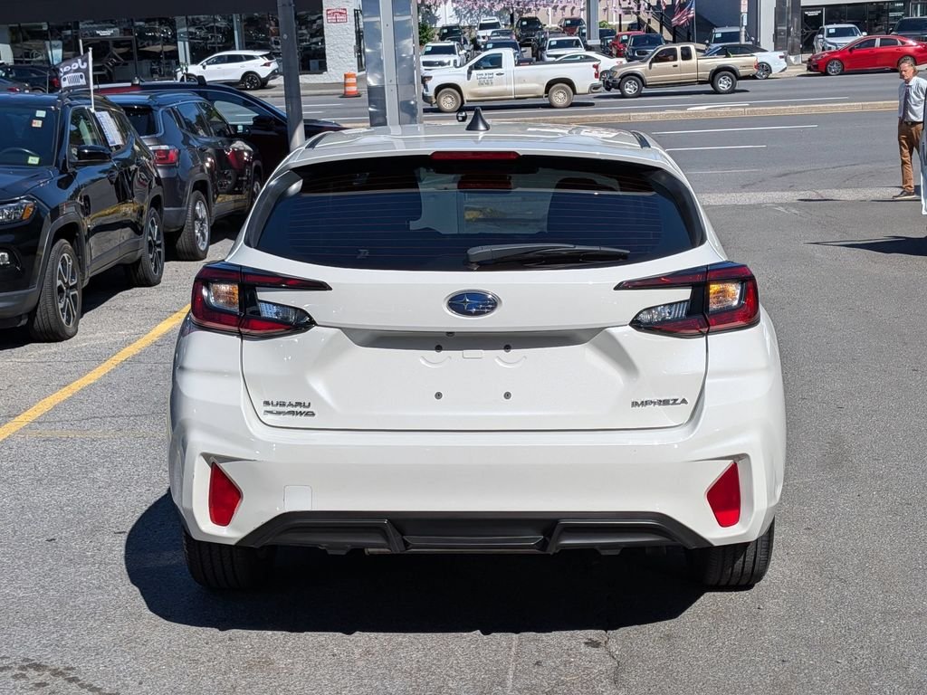 Used 2024 White Subaru Base image 7