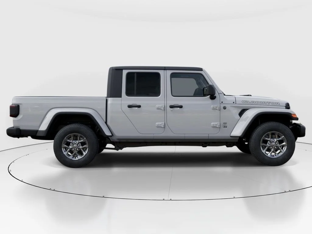 New 2026 Bright White Clear-Coat Exterior Paint Jeep 85th Anniversary Edition image 23