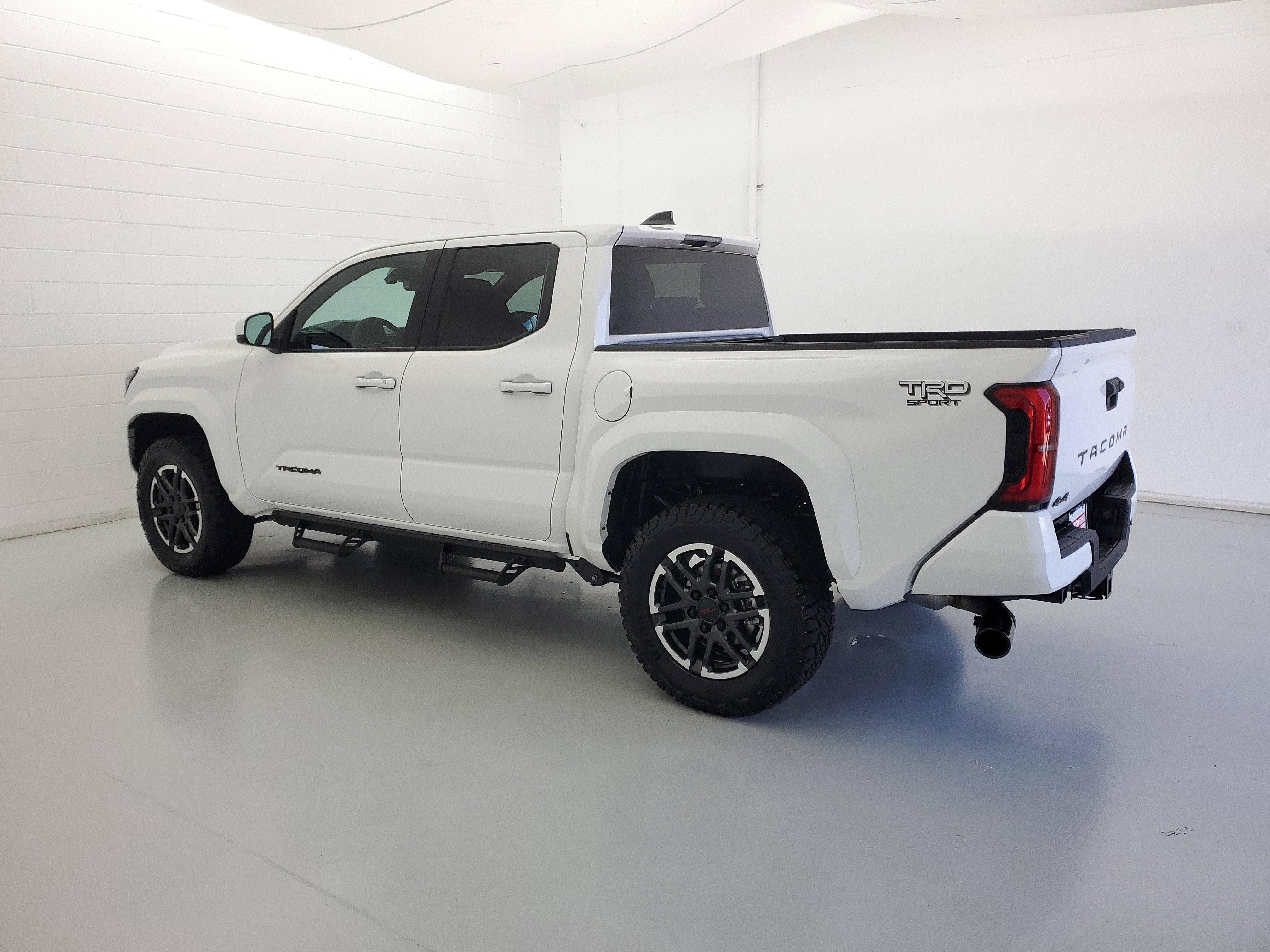 Used 2026 Ice Cap Toyota TRD Sport image 7