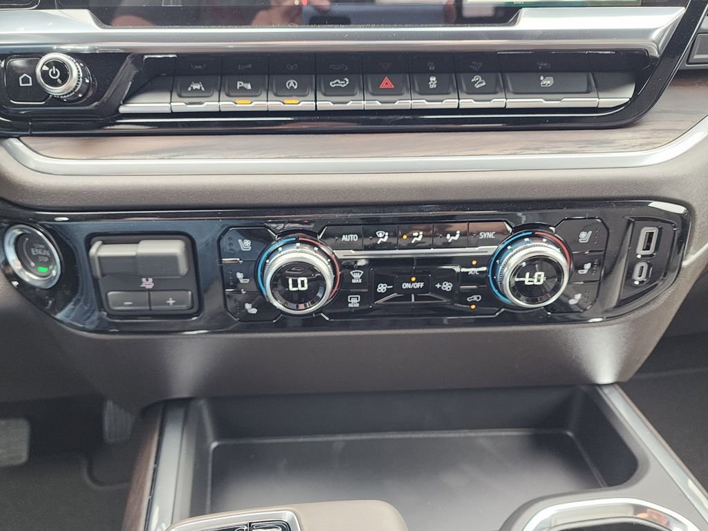 2026 GMC Sierra 1500 SLT - Photo 28