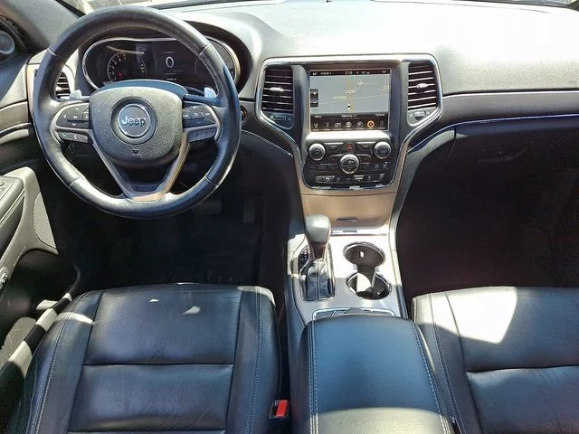 Used 2016 Silver Jeep Limited image 15