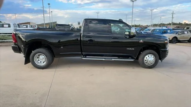 New 2027 Diamond Black Crystal Pearl-Coat Exterior Paint RAM Laramie image 2