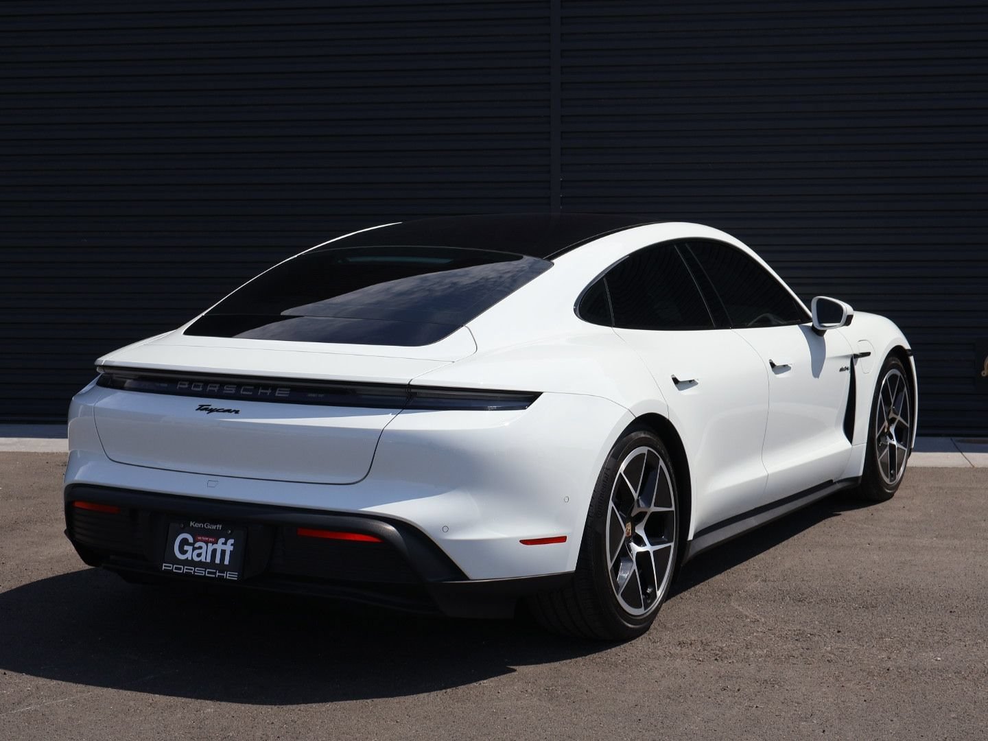 Certified Used 2025 White Porsche  image 9