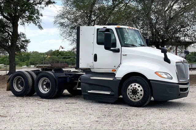 2021 International LT625 6x4 