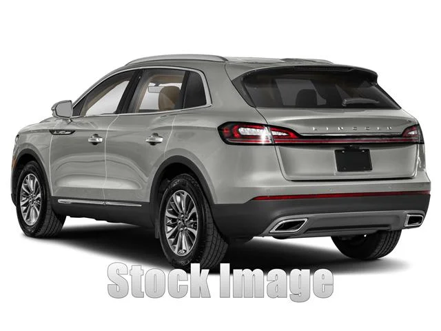 Used 2022 Silver Radiance Metallic Clearcoat Lincoln Standard Front-Wheel Drive image 20