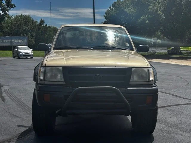 Used 1999 Toyota Tacoma LIMITED with VIN 4TAWN72N0XZ554153 for sale in Augusta, KS