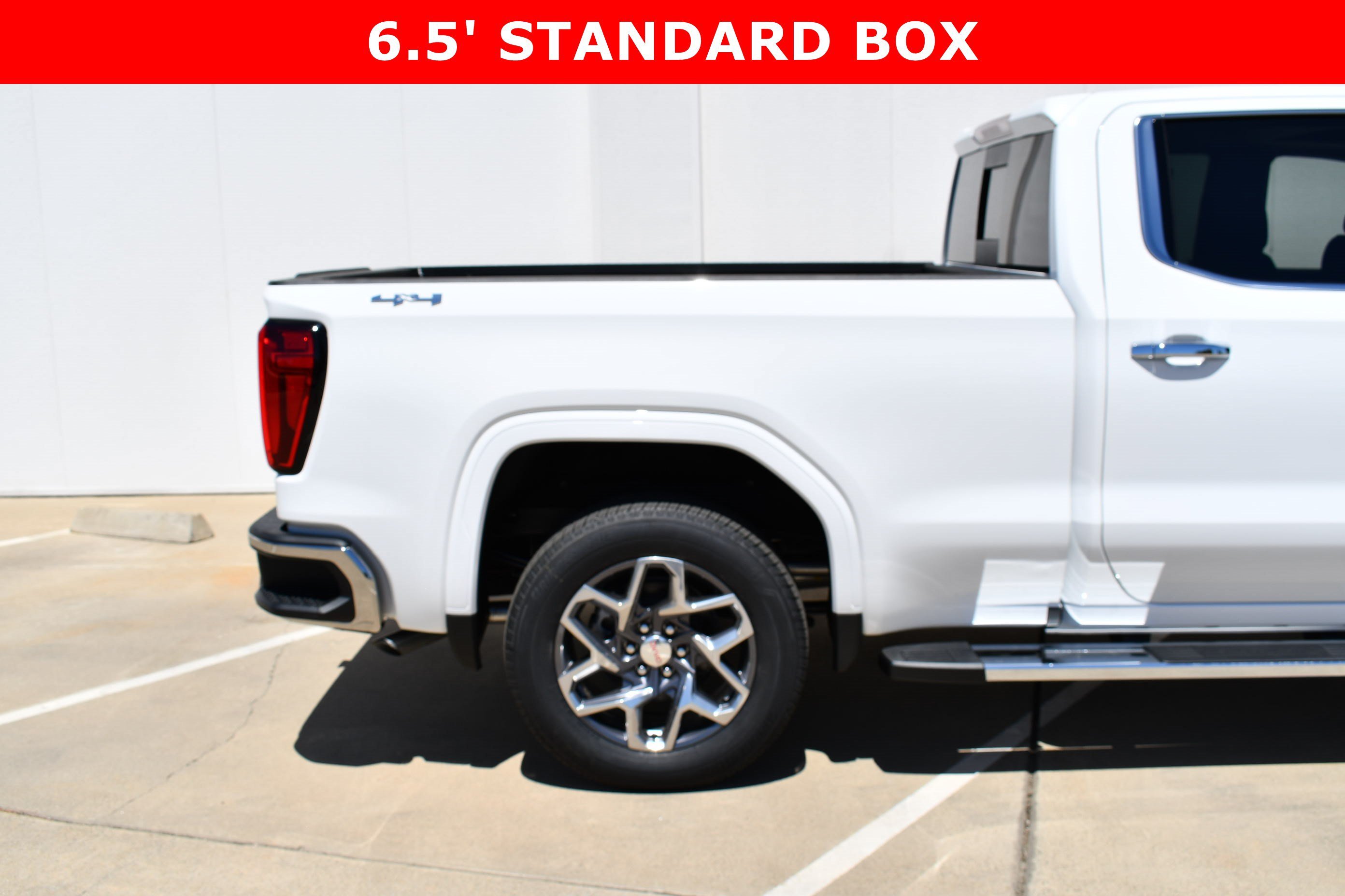 2026 GMC Sierra 1500 SLT - Photo 8