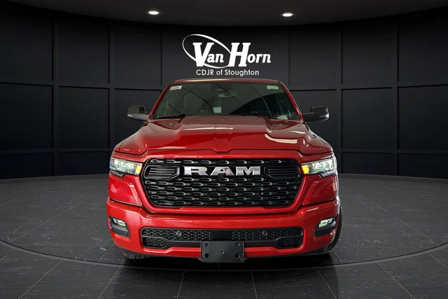 New 2026 Molten Red Pearl-Coat Exterior Paint RAM Big Horn/Lone Star image 2