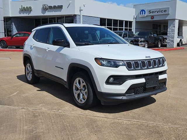 2025 Jeep Compass Latitude 4X4's photo