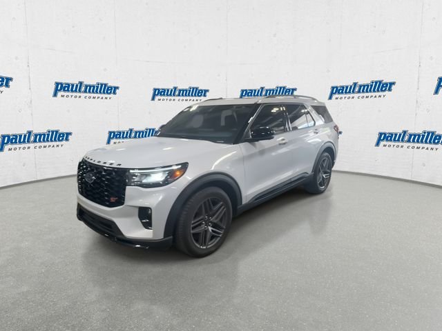 New 2026 Space White Metallic Ford ST image 5