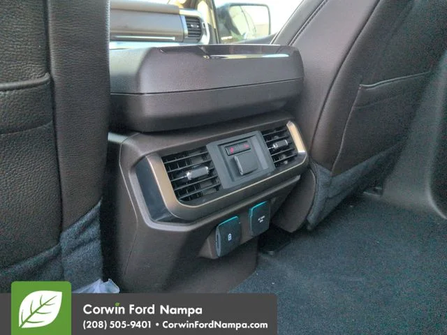 New 2026 Agate Black Metallic Ford King Ranch image 27