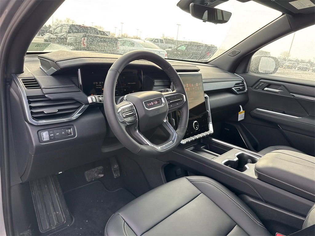 2026 GMC ACADIA - Image 17