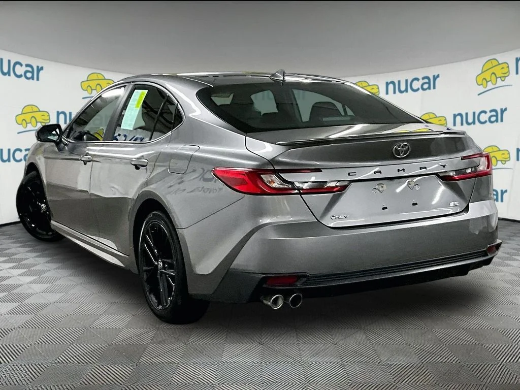 Used 2025  Toyota SE image 4