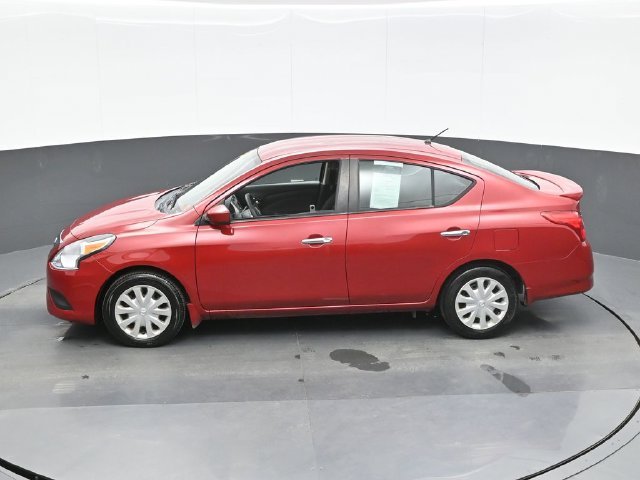 Used 2015 Red Nissan 1.6 SV image 12