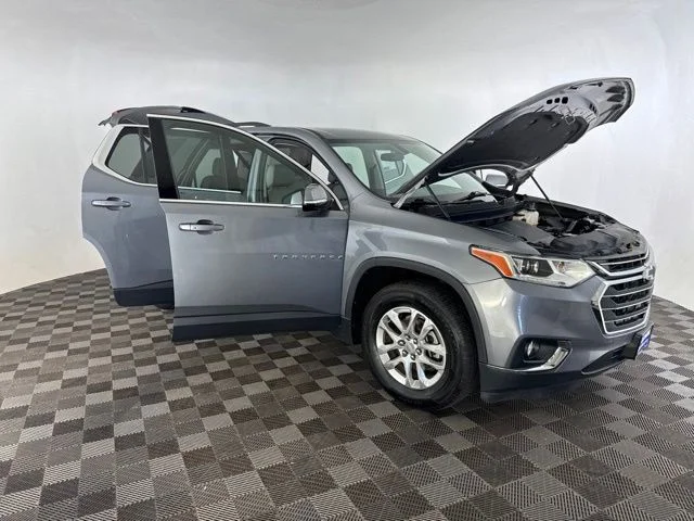 Used 2019 Gray Chevrolet 3LT image 15