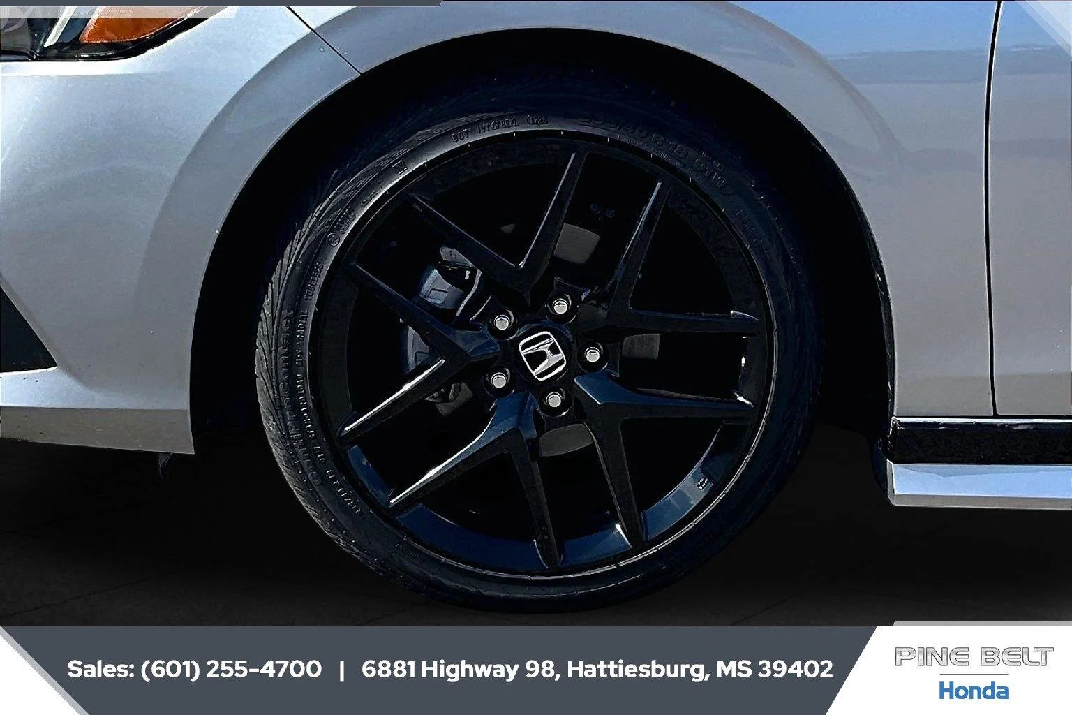 Used 2024 Lunar Silver Metallic Honda Sport image 7