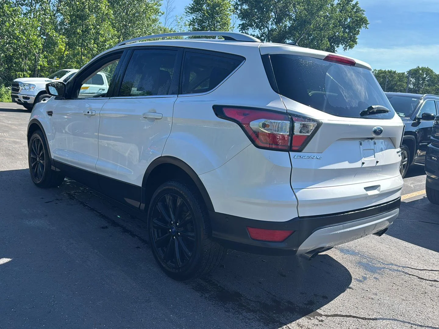 Used 2017 White Platinum Metallic Tri-Coat Ford Titanium image 7