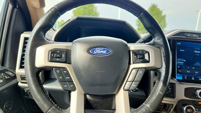 Used 2022 White Ford Lariat image 17
