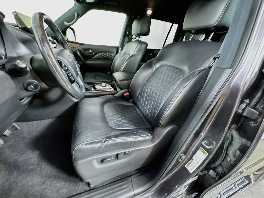 Used 2022 Black INFINITI LUXE image 26