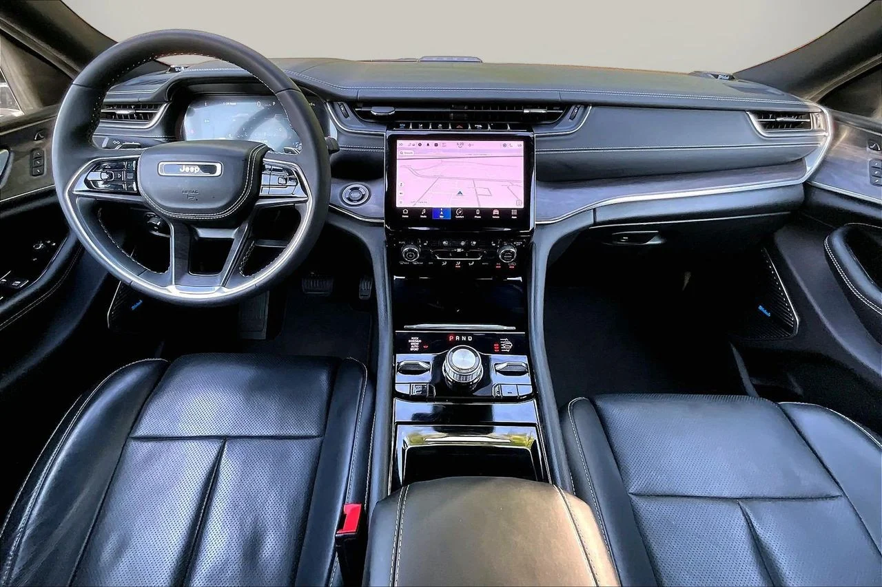 Used 2023 White Jeep Overland 4xe image 15