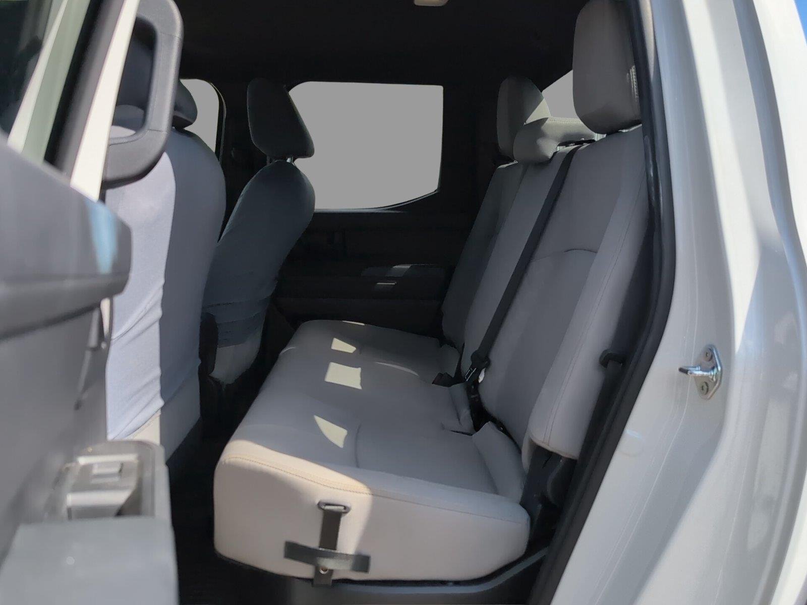 Used 2025 Ice Cap Toyota SR5 image 15