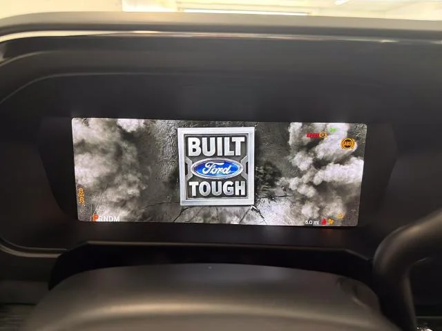 New 2027 Oxford White Ford F-250® Lariat® image 31