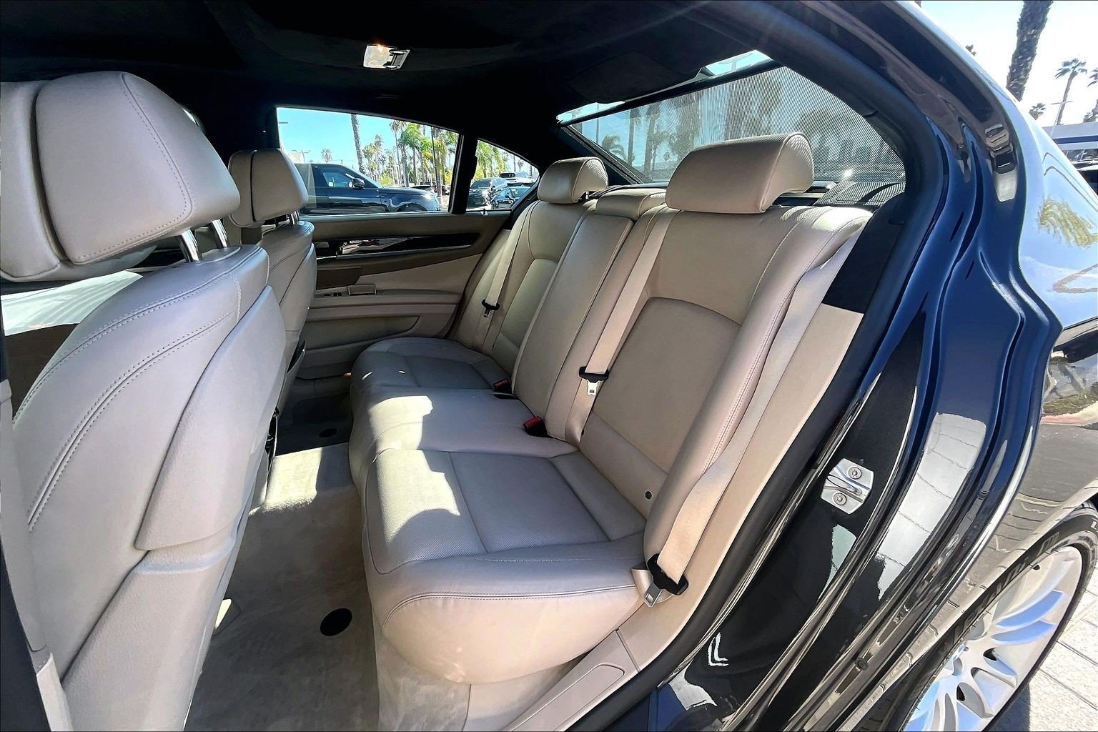 Used 2014 Gray BMW 750i image 26