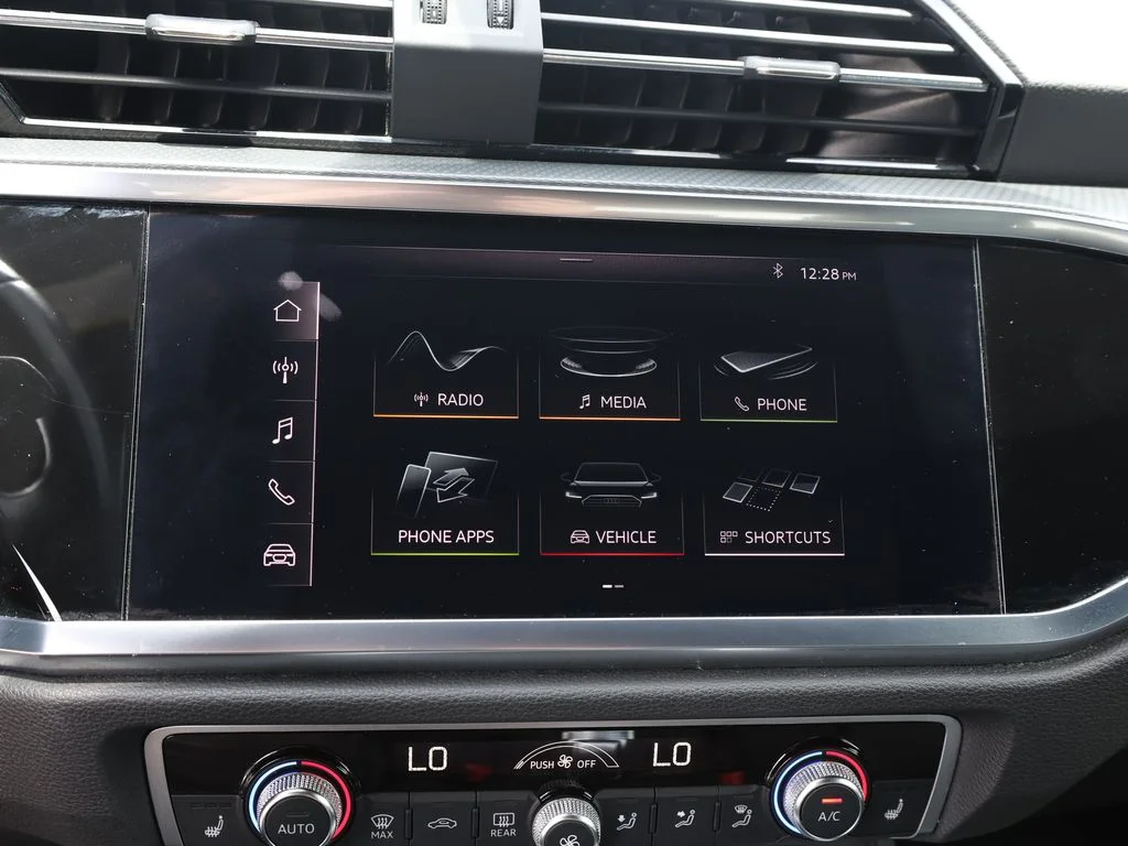Used 2021 White Audi Premium image 29