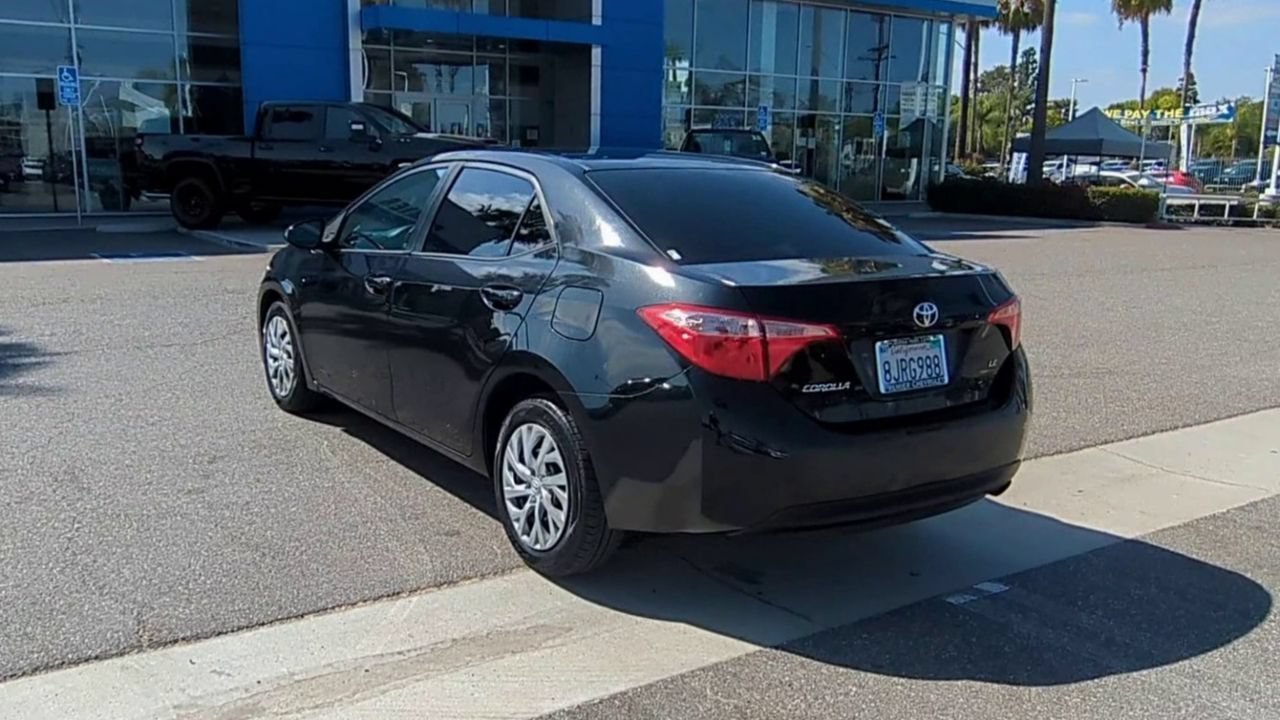 Used 2018 Black Toyota L image 6