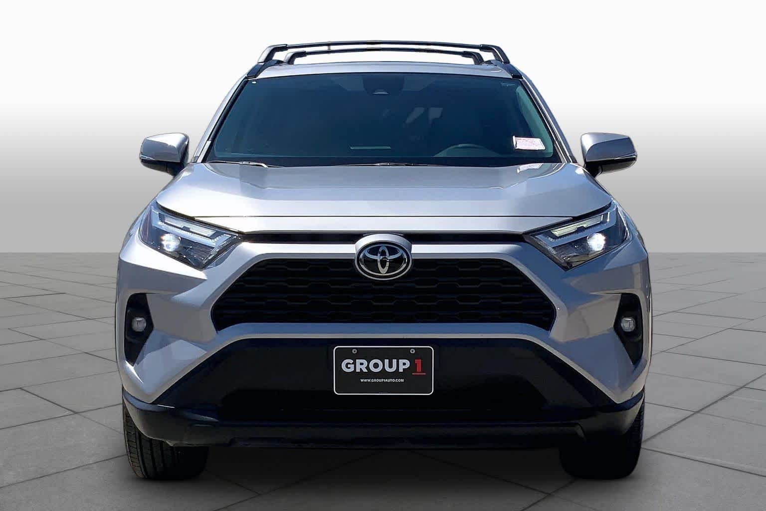 Used 2024 Silver Sky Metallic Toyota XLE Premium image 4