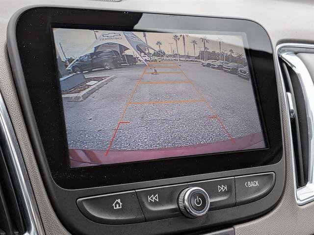 Used 2016 CRYSTAL RED TINTCOAT Chevrolet LT image 18