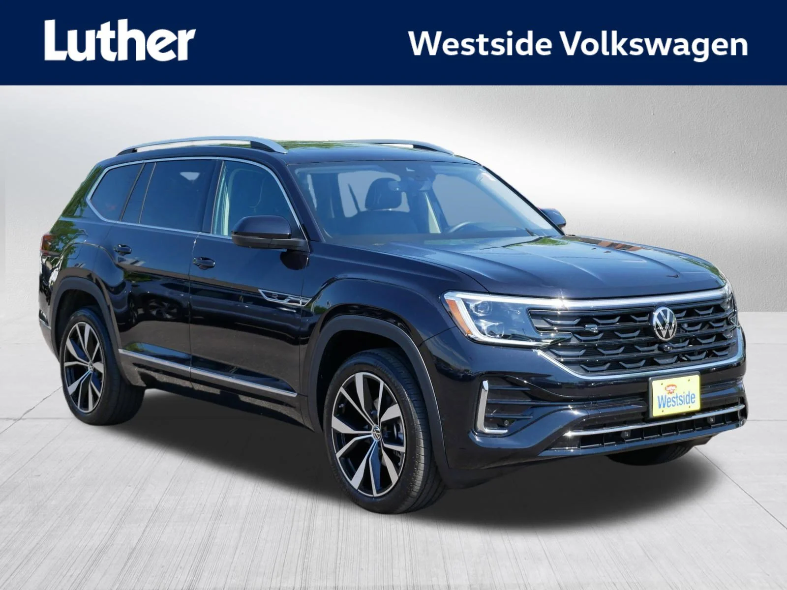 2026 Volkswagen Atlas 2.0T SEL Premium R-Line 4MOTION's photo