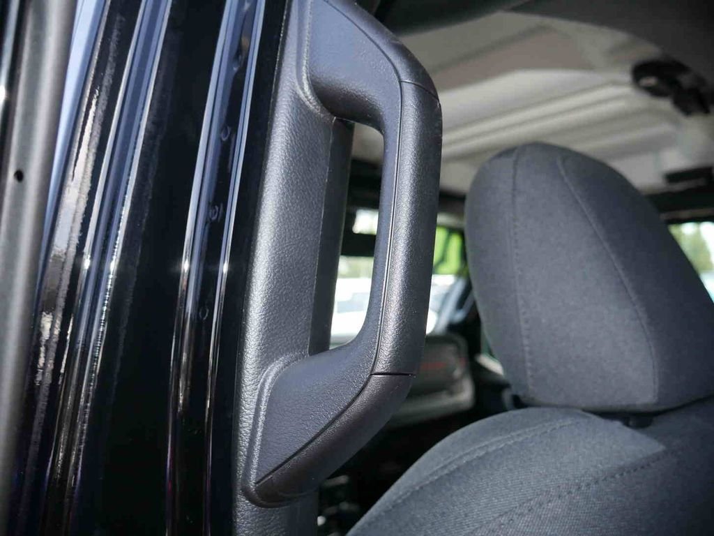 Used 2024 Black Jeep Rubicon image 16