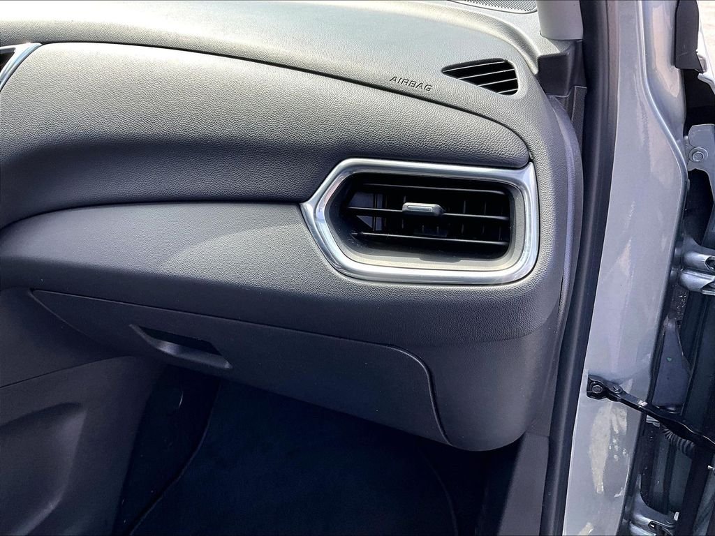 Used 2024 Gray Chevrolet LT image 13
