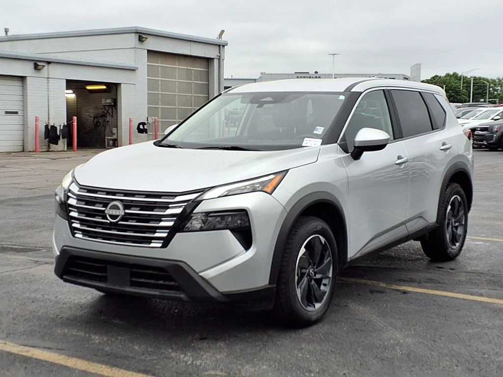 Certified 2024 Nissan Rogue SV with VIN 5N1BT3BB8RC759907 for sale in Kansas City
