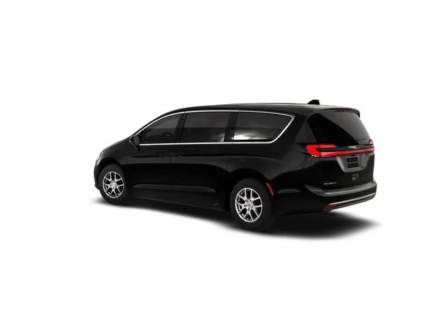 New 2026 Diamond Black Crystal Pearl-Coat Exterior Paint Chrysler Select image 4