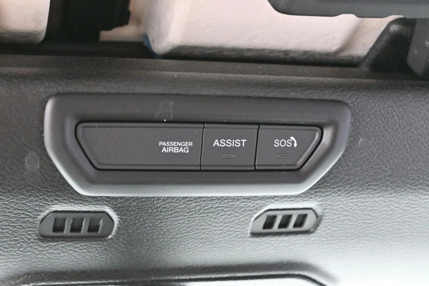 Used 2023 Black Clearcoat Jeep High Altitude image 27