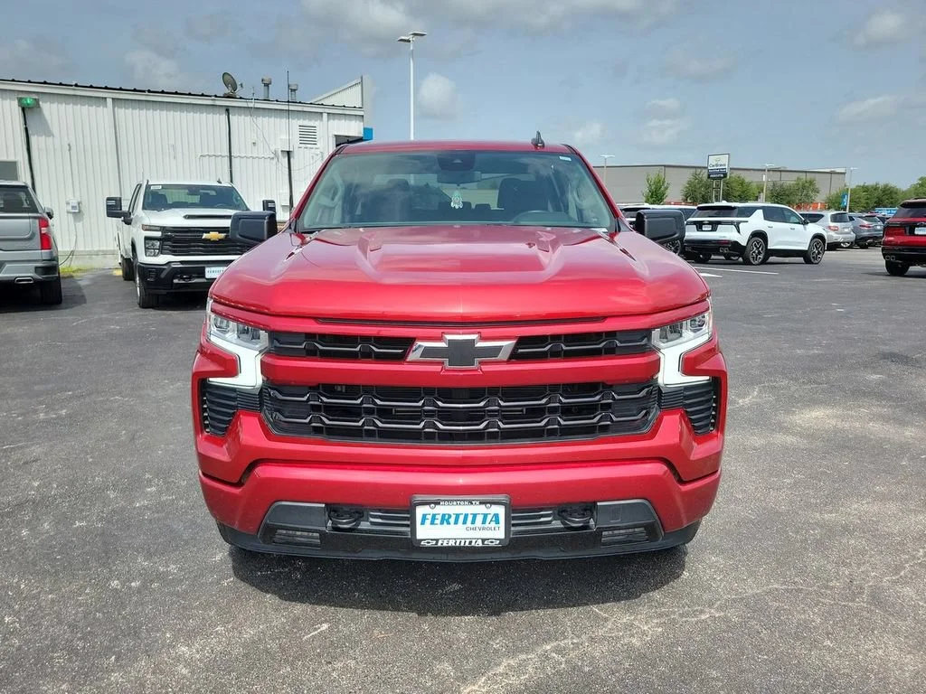 Certified Used 2025 Radiant Red Tintcoat Chevrolet RST image 30