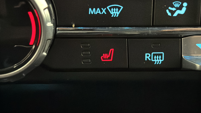 Used 2024 Carbonized Gray Metallic Ford XLT image 43